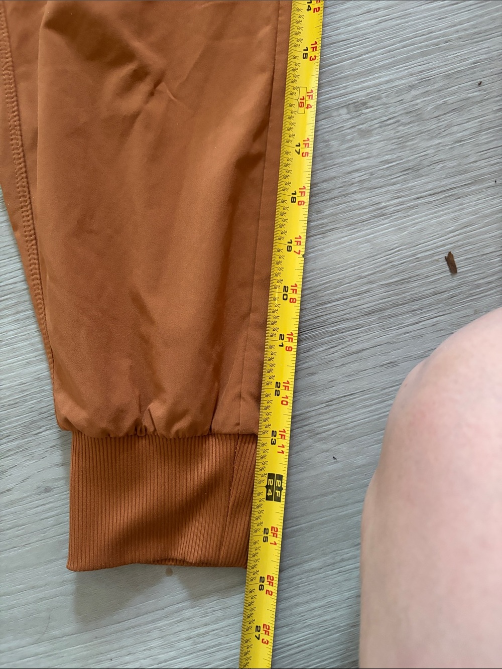 all in motion Rust Orange Cargo Joggers with Drawstring Waist - Picture 3 of 8